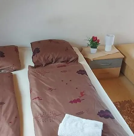 Badacsonyi Csobbanas Privat Berlemeny * Badacsonytomaj